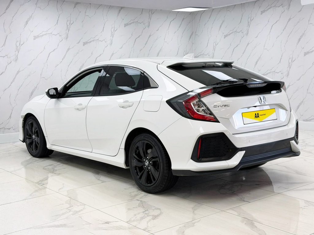 Used Honda Civic 2018 for sale - 77383478: Photo 9