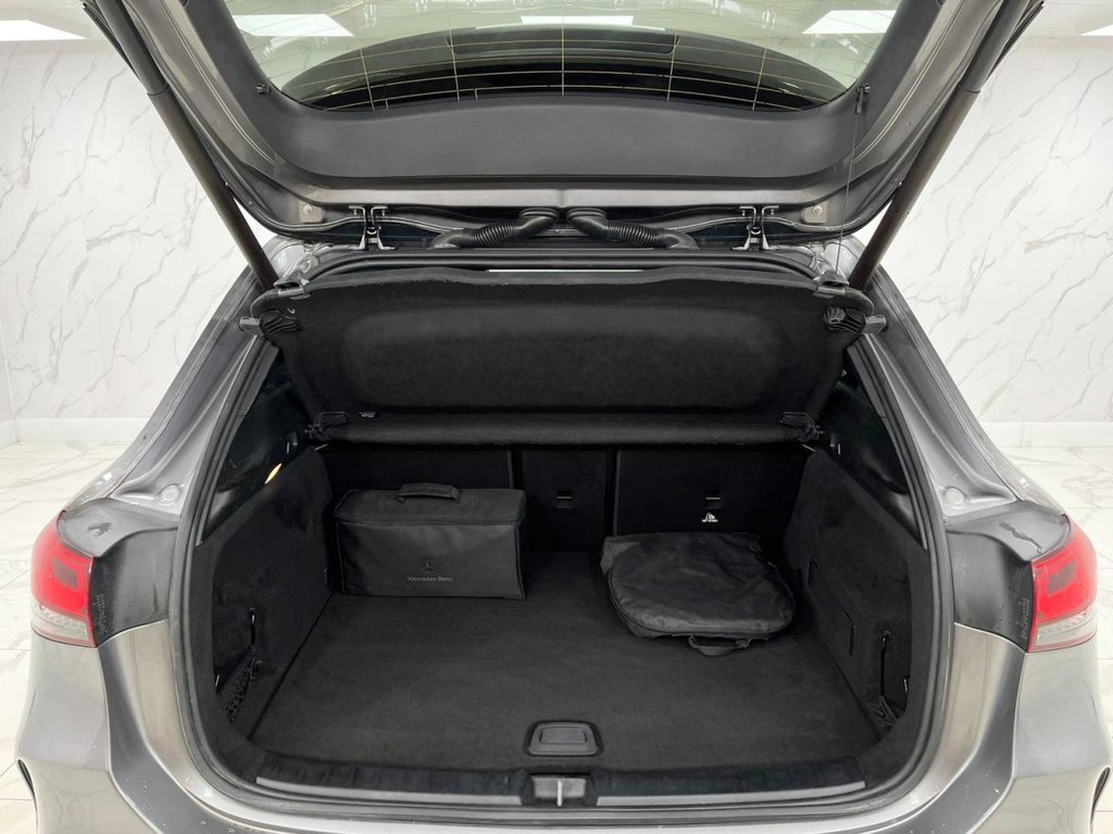 Used Mercedes-Benz EQA 2021 for sale - 76291863: Photo 32