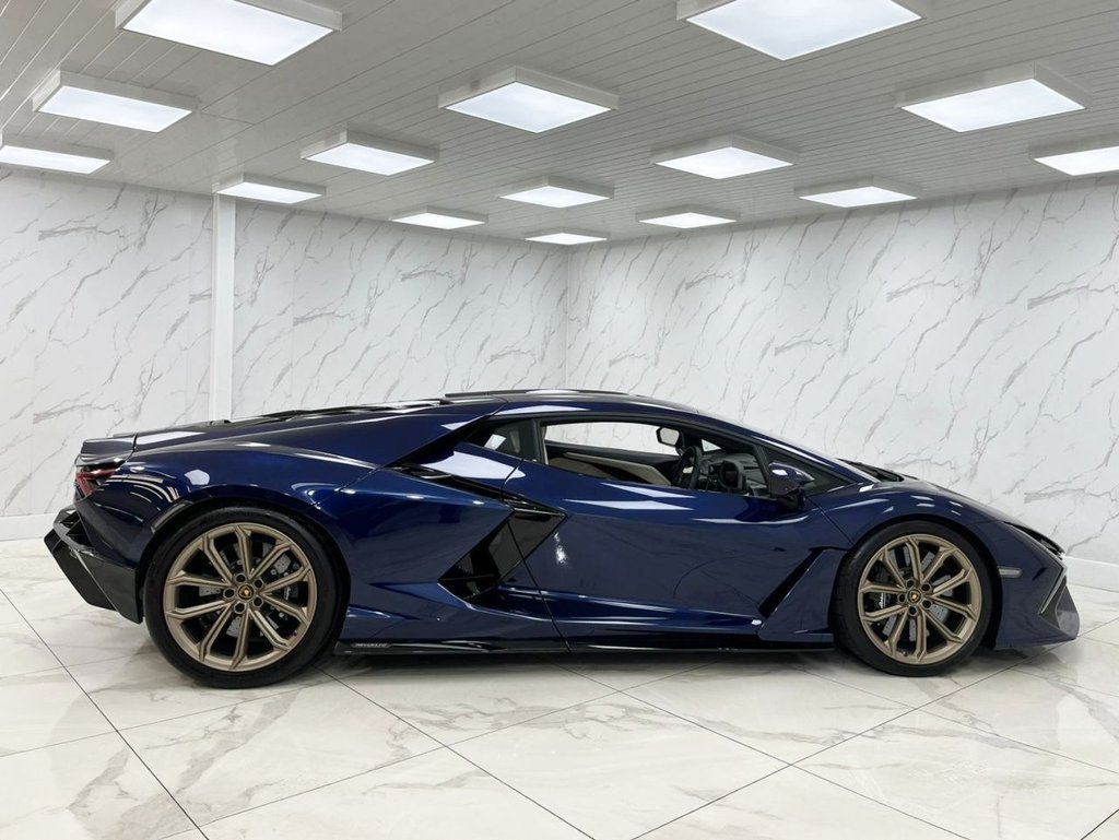 Used Lamborghini Revuelto 2024 for sale - 78096680: Photo 12