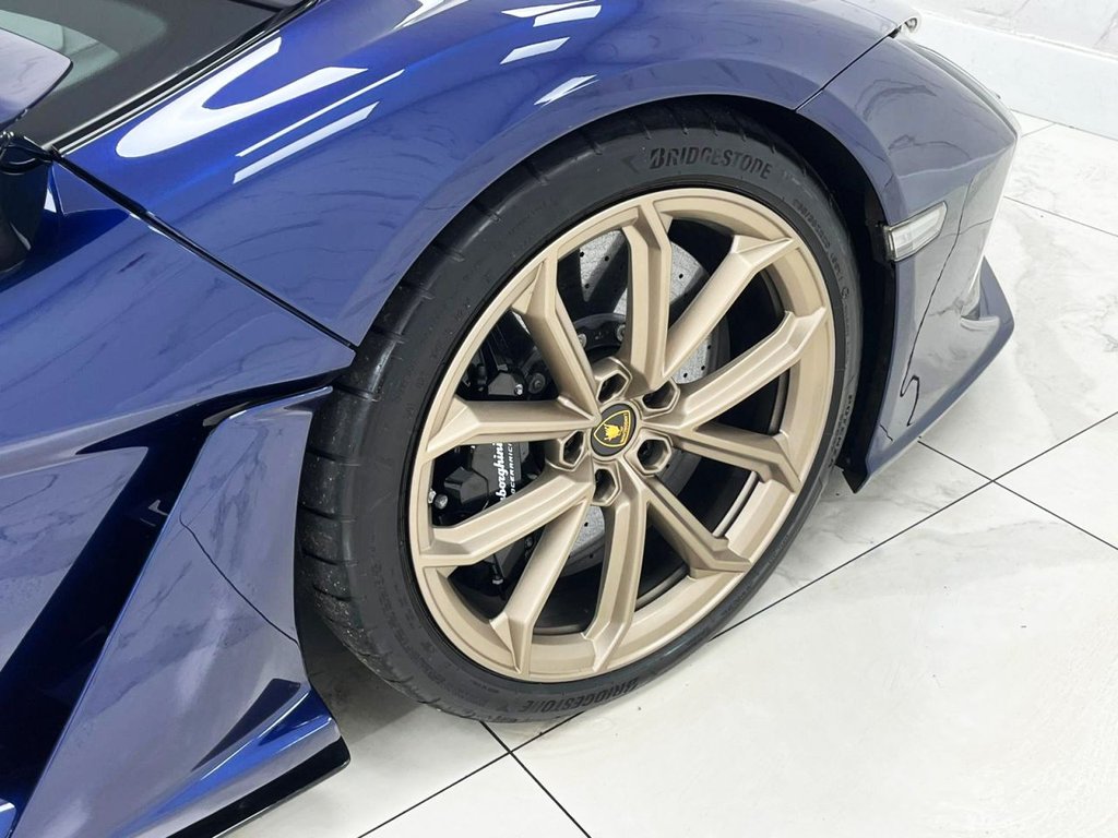 Used Lamborghini Revuelto 2024 for sale - 78096680: Photo 16