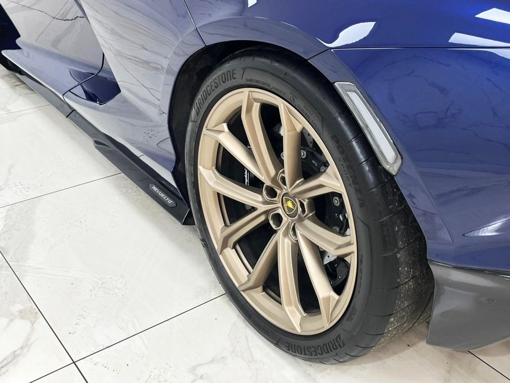 Used Lamborghini Revuelto 2024 for sale - 78096680: Photo 17