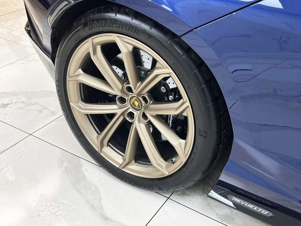Used Lamborghini Revuelto 2024 for sale - 78096680: Photo 18