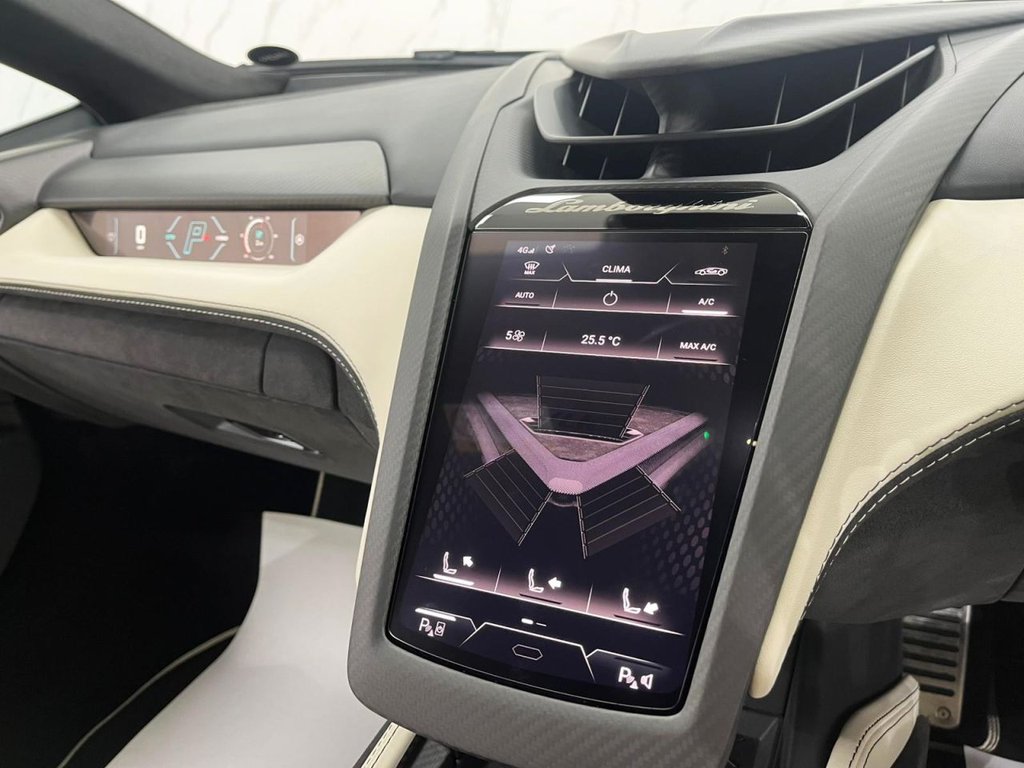 Used Lamborghini Revuelto 2024 for sale - 78096680: Photo 30