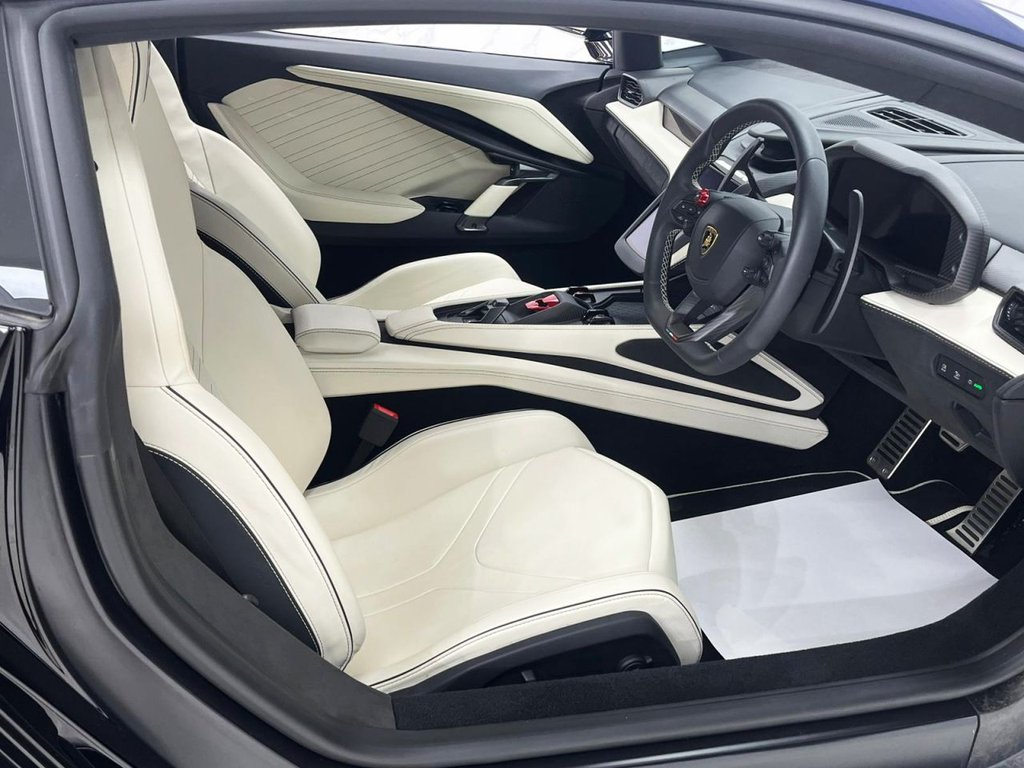 Used Lamborghini Revuelto 2024 for sale - 78096680: Photo 44