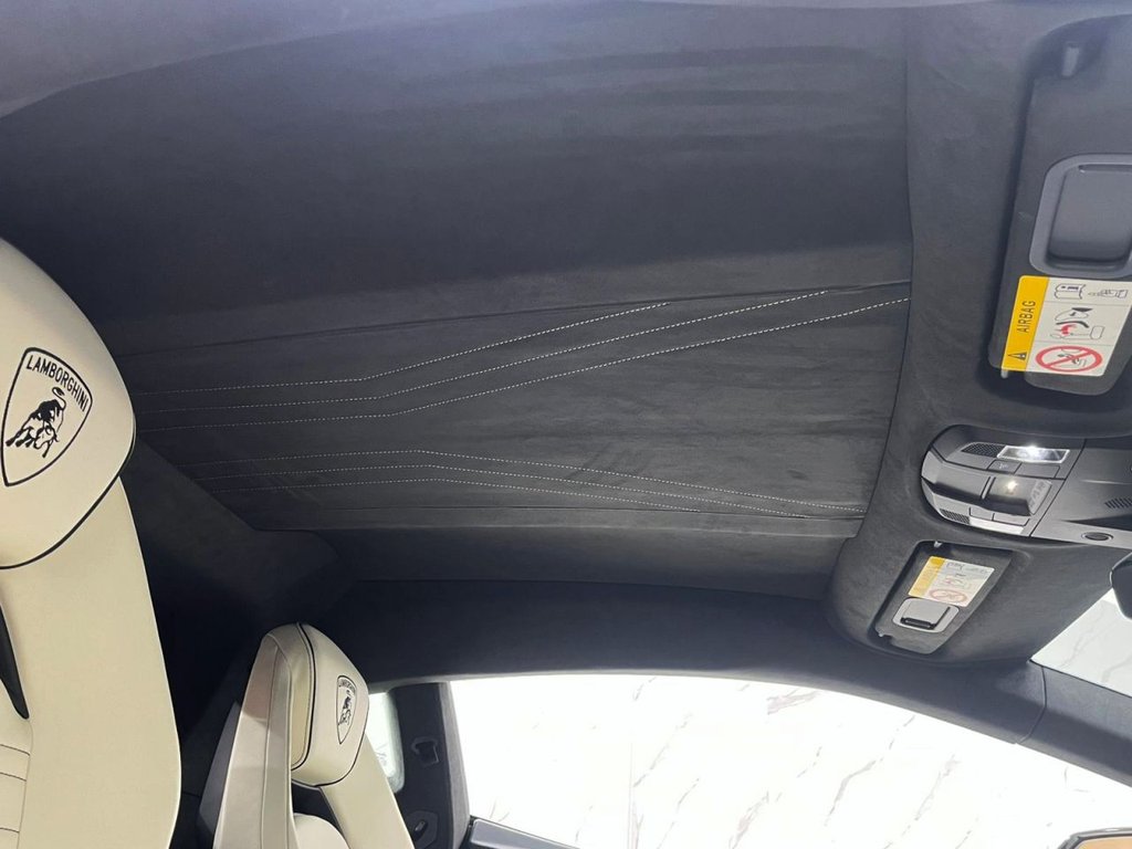 Used Lamborghini Revuelto 2024 for sale - 78096680: Photo 45
