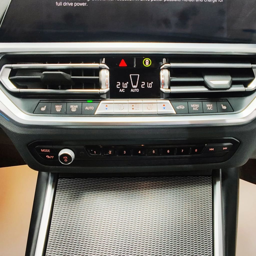 Used BMW 3 Series 2021 for sale - 77693470: Photo 22