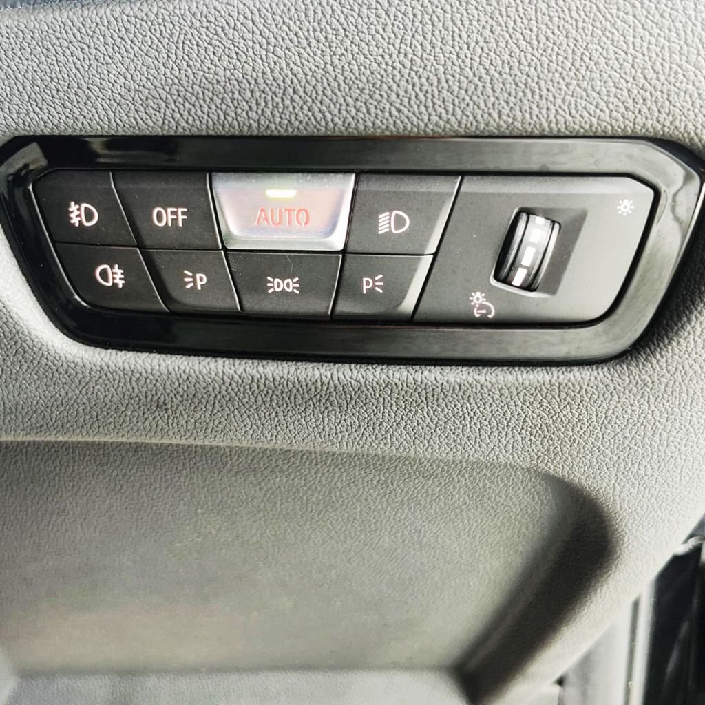 Used BMW 3 Series 2021 for sale - 77693470: Photo 24