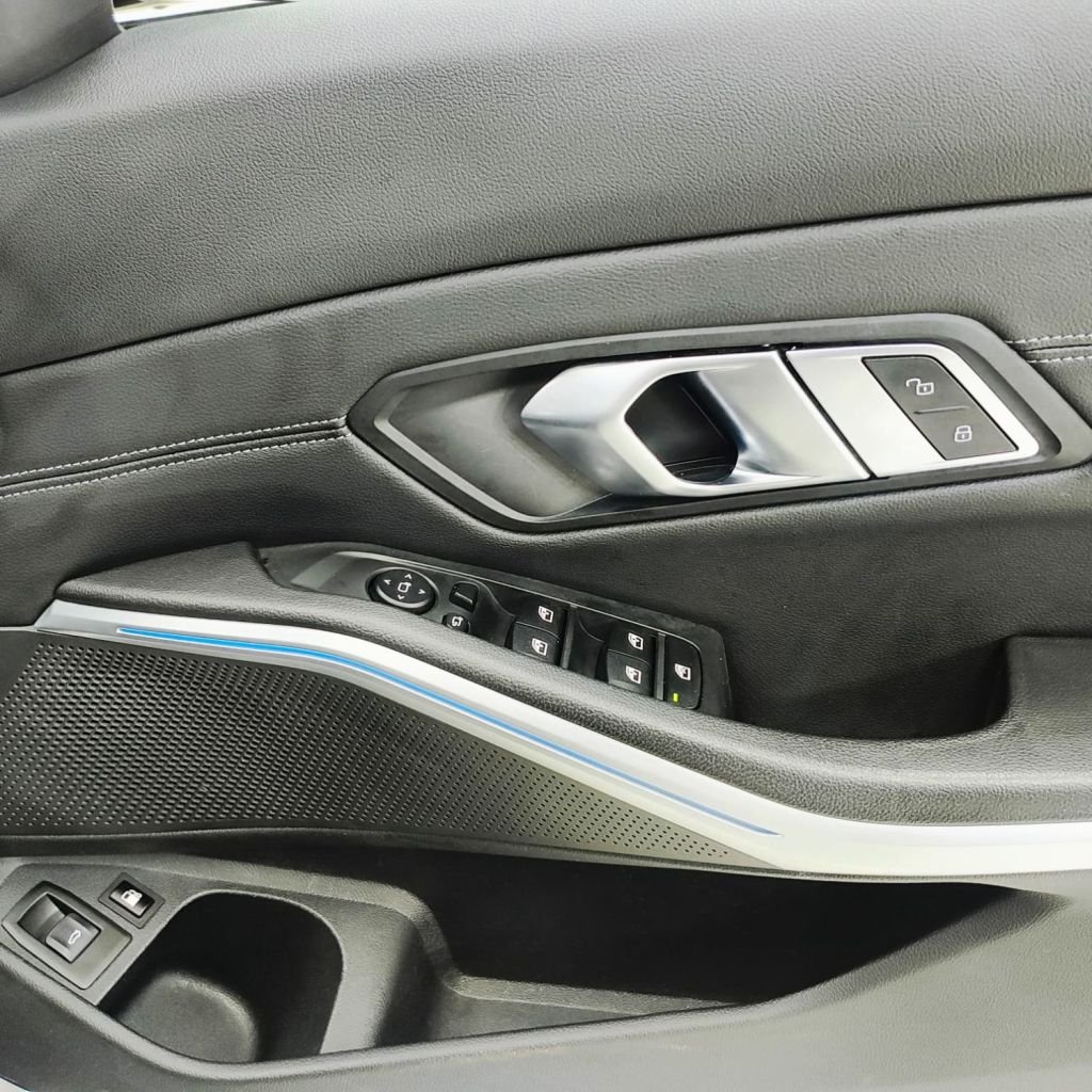 Used BMW 3 Series 2021 for sale - 77693470: Photo 30