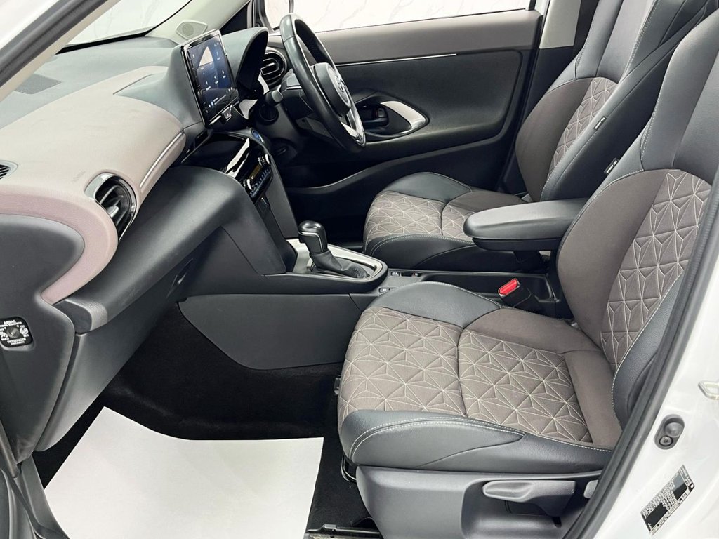 Used Toyota Yaris Cross 2022 for sale - 76900429: Photo 20