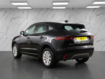 Used Jaguar E-Pace 2019 for sale - 77356612: Photo
