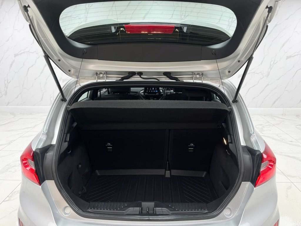 Used Ford Fiesta 2019 for sale - 76147847: Photo 29