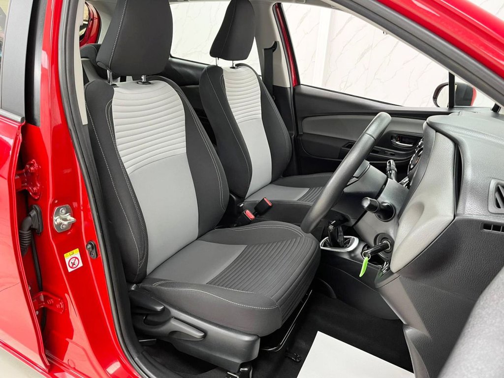 Used Toyota Yaris 2019 for sale - 77263129: Photo 30