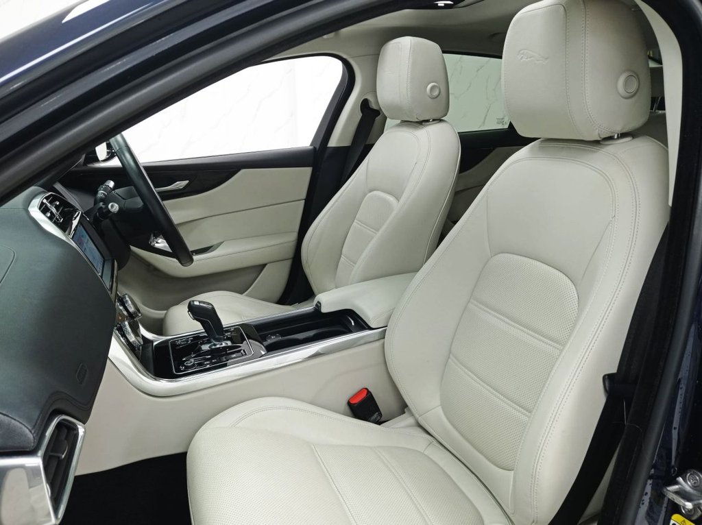 Used Jaguar XE 2020 for sale - 77667270: Photo 16