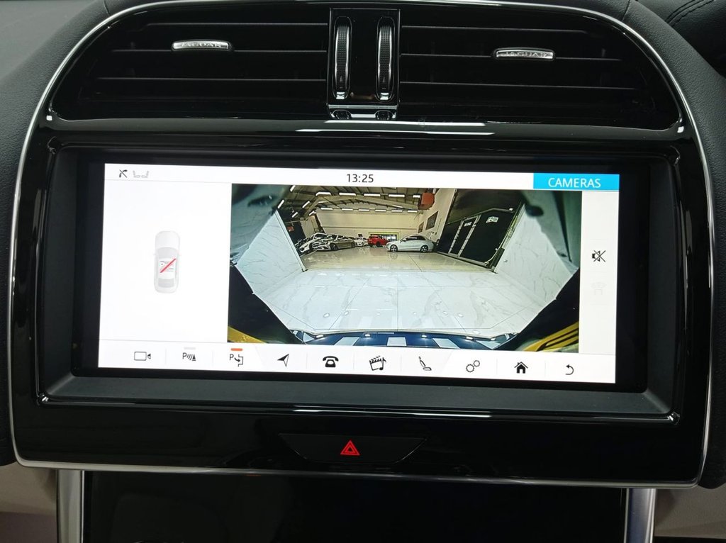 Used Jaguar XE 2020 for sale - 77667270: Photo 19