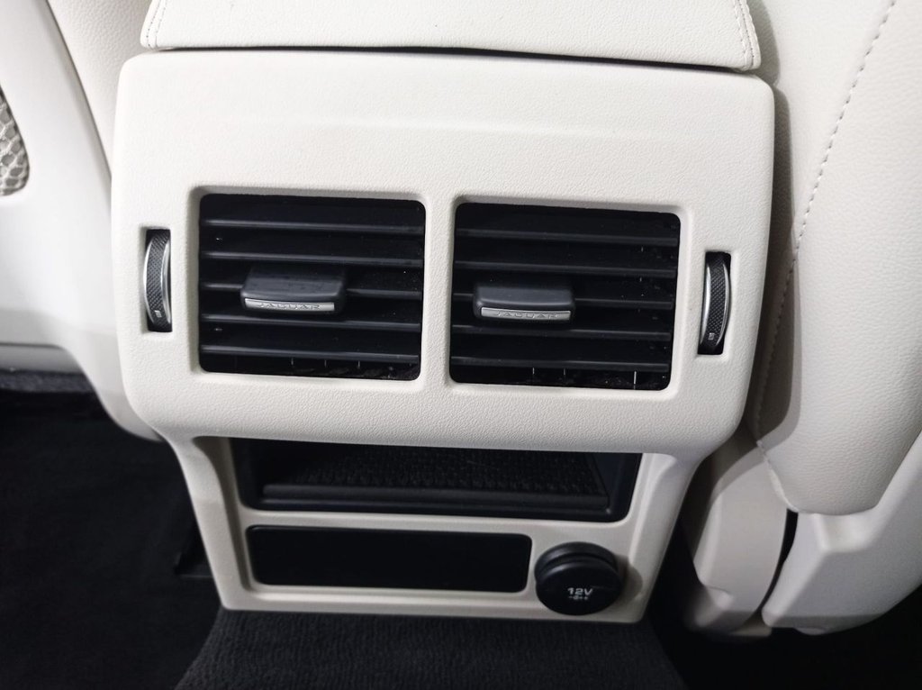 Used Jaguar XE 2020 for sale - 77667270: Photo 30