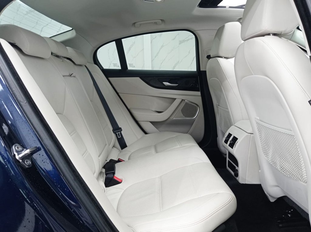 Used Jaguar XE 2020 for sale - 77667270: Photo 36