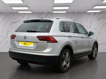 Used Volkswagen Tiguan 2019 for sale - 77680921: Photo
