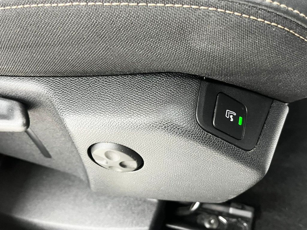 Used Peugeot 3008 2019 for sale - 77621222: Photo 37