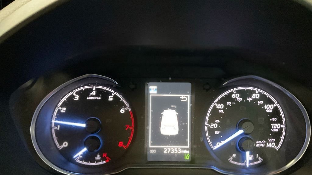 Used Toyota Yaris 2017 for sale - 77820715: Photo 8