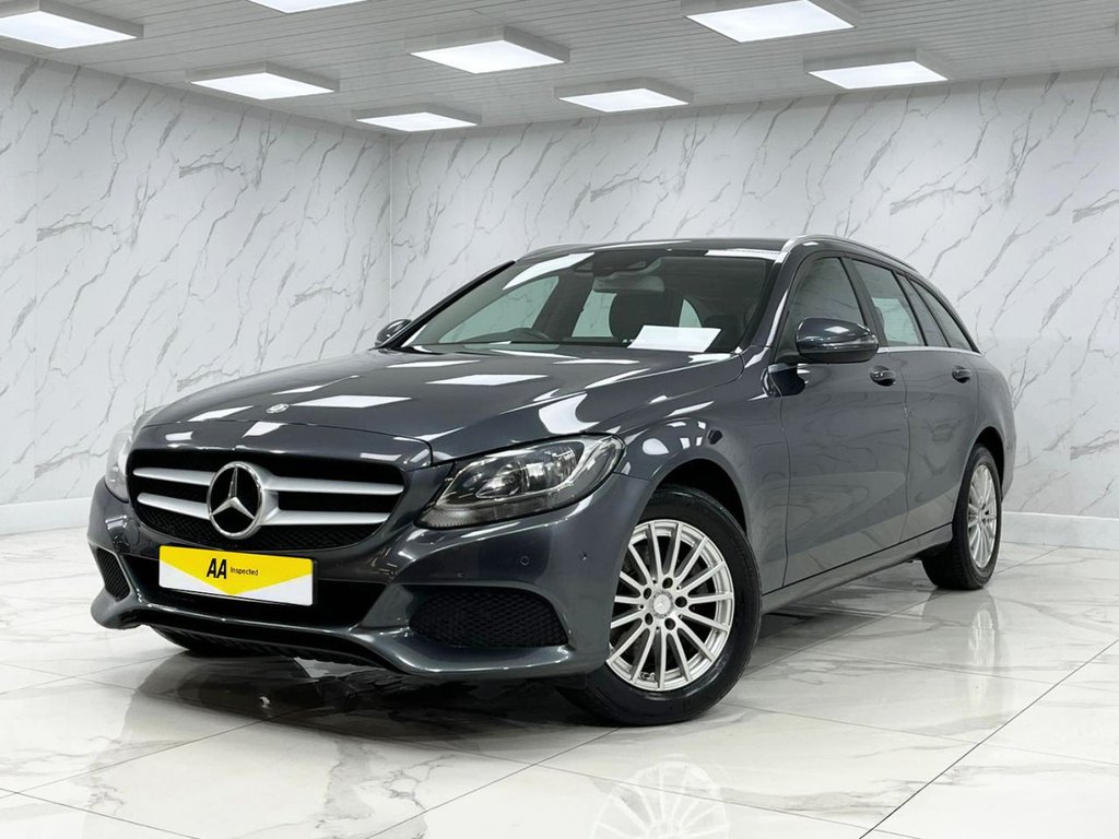 Used Mercedes-Benz C Class 2015 for sale - 77533904: Photo 4