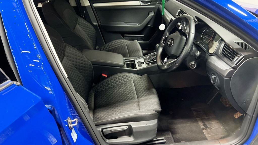 Used Skoda Superb 2020 for sale - 76496862: Photo 10