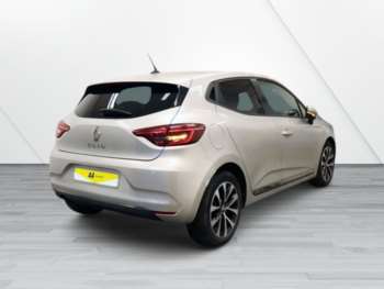 Used Renault Clio 2020 for sale - 74722267: Photo