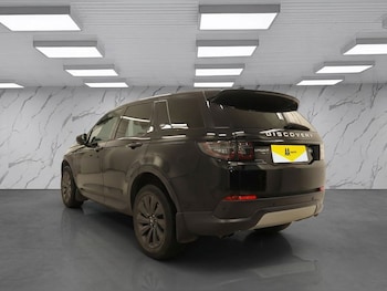 Used Land Rover Discovery Sport 2020 for sale - 77937081: Photo