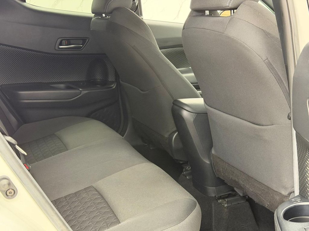 Used Toyota C-HR 2022 for sale - 76820432: Photo 23