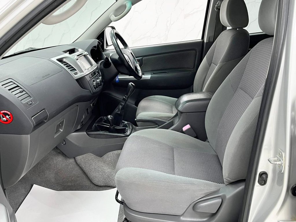 Used Toyota Hilux 2012 for sale - 77226828: Photo 16