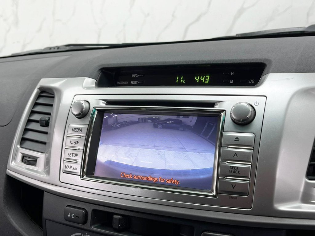 Used Toyota Hilux 2012 for sale - 77226828: Photo 18