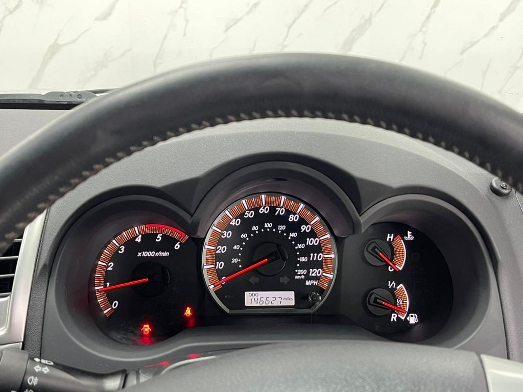 Used Toyota Hilux 2012 for sale - 77226828: Photo 22