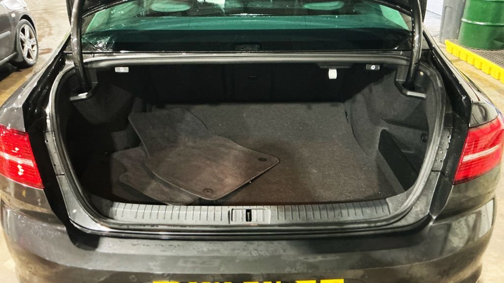 Used Volkswagen Passat 2019 for sale - 77463893: Photo 11