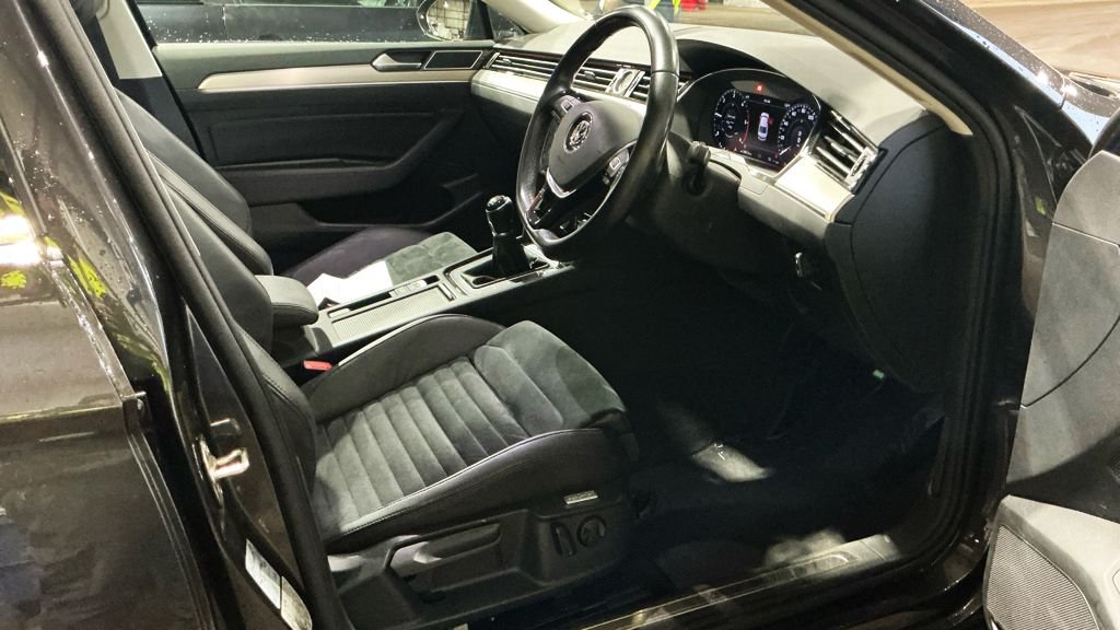 Used Volkswagen Passat 2019 for sale - 77463893: Photo 9