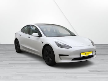 Used Tesla Model 3 2021 for sale - 76163555: Photo 2