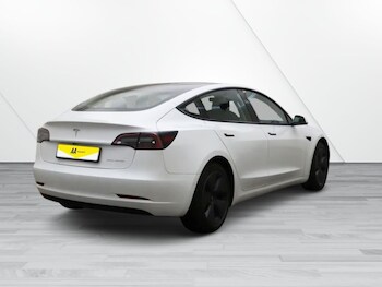 Used Tesla Model 3 2021 for sale - 76163555: Photo 4