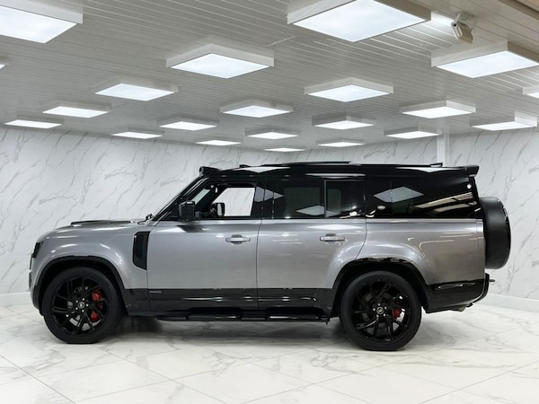 Used Land Rover Defender 130 2022 for sale - 75986712: Photo 11