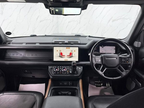 Used Land Rover Defender 130 2022 for sale - 75986712: Photo 40