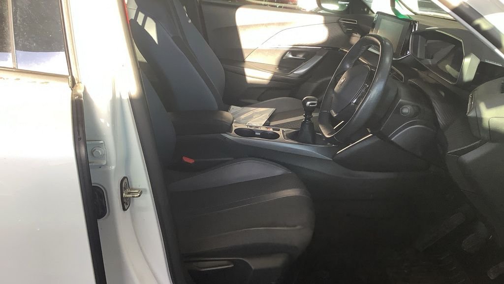 Used Peugeot 2008 2020 for sale - 76841403: Photo 8