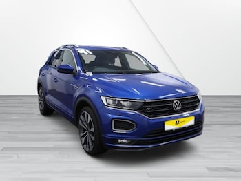 Used Volkswagen T-Roc 2021 for sale - 76245418: Photo