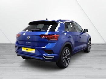 Used Volkswagen T-Roc 2021 for sale - 76245418: Photo