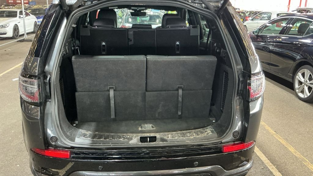 Used Land Rover Discovery Sport 2022 for sale - 77920068: Photo 12