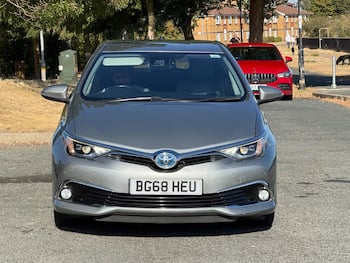 Used Toyota Auris 2018 for sale - 79874267: Photo