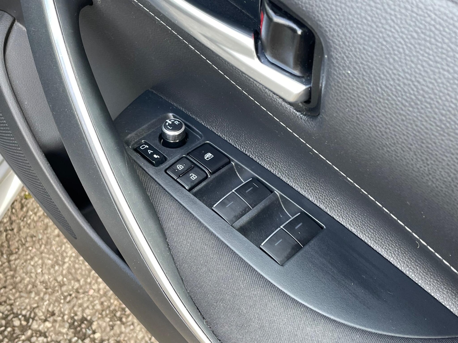 Used Toyota Corolla 2020 for sale - 77633126: Photo 33