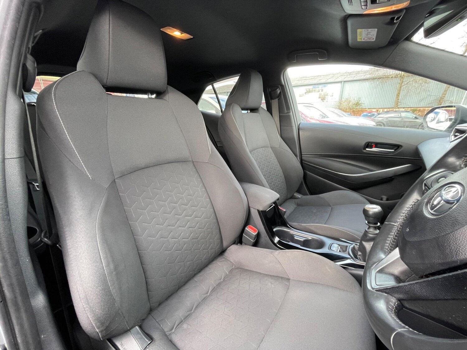 Used Toyota Corolla 2020 for sale - 77633126: Photo 34