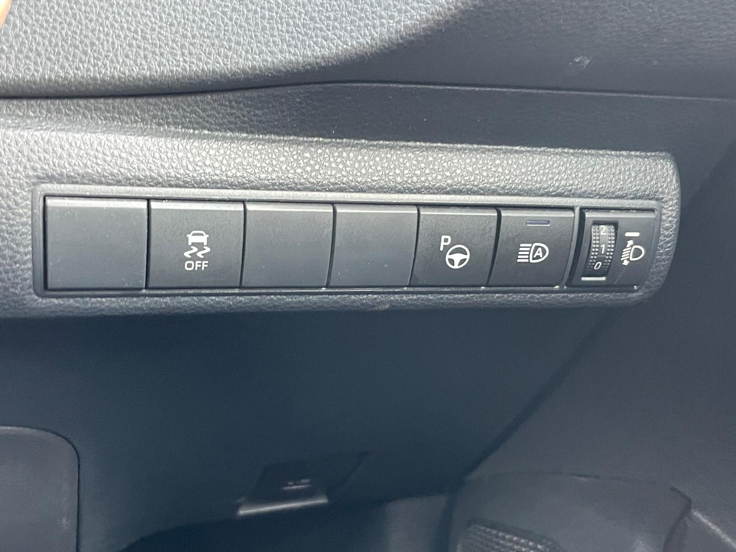 Used Toyota Corolla 2020 for sale - 77633126: Photo 41