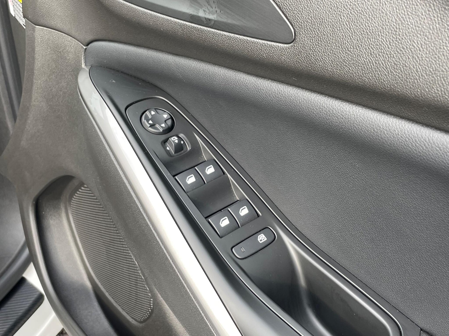 Used Vauxhall Grandland 2023 for sale - 76032140: Photo 35