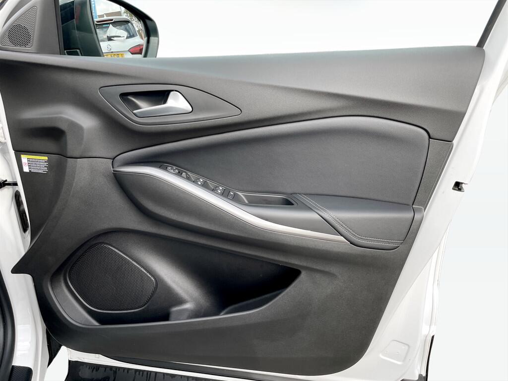 Used Vauxhall Grandland 2023 for sale - 76032140: Photo 7