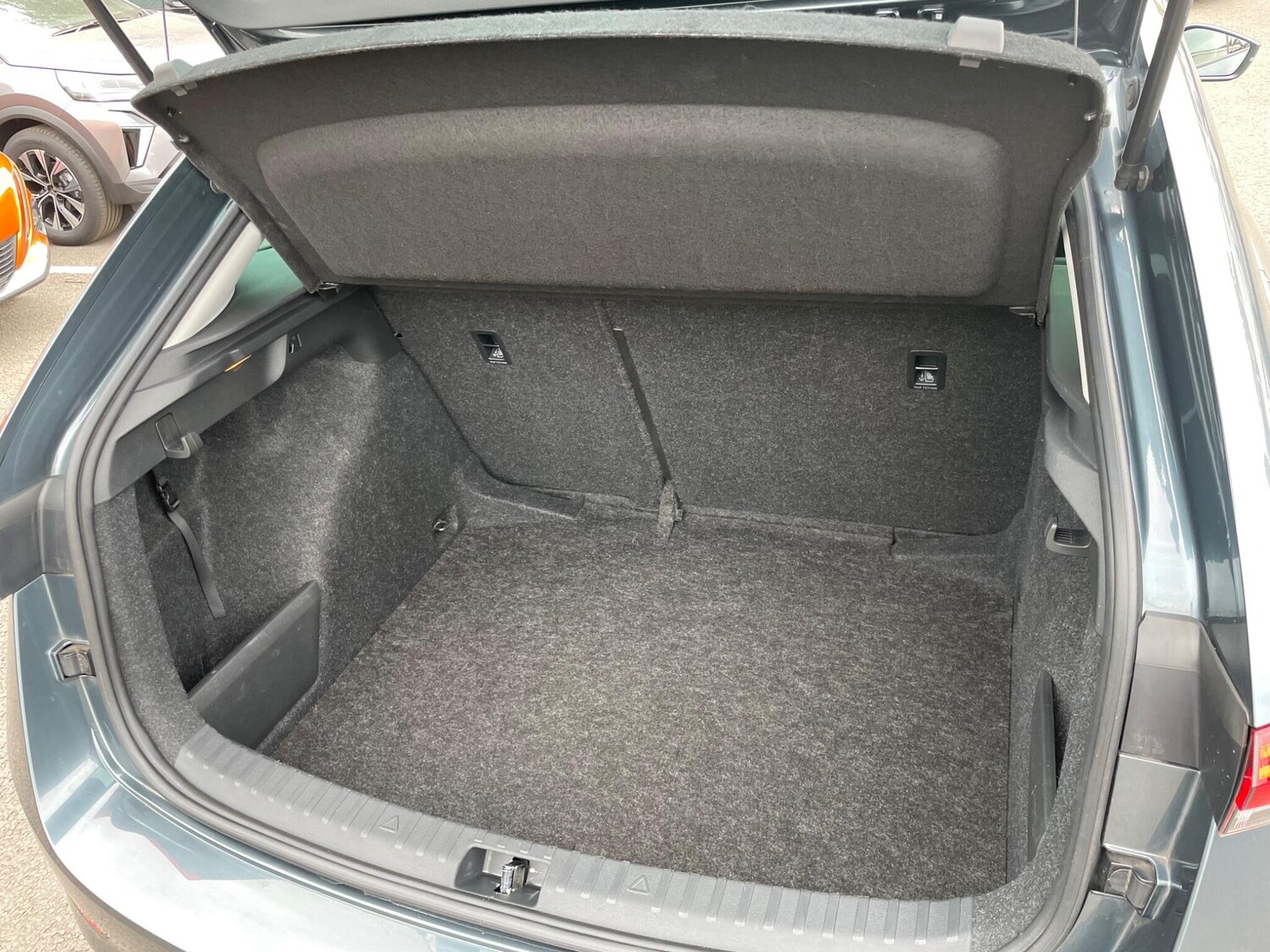 Vehicle 33