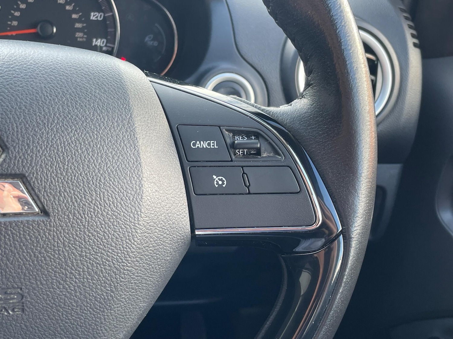 Used Mitsubishi Mirage 2018 for sale - 77625660: Photo 34