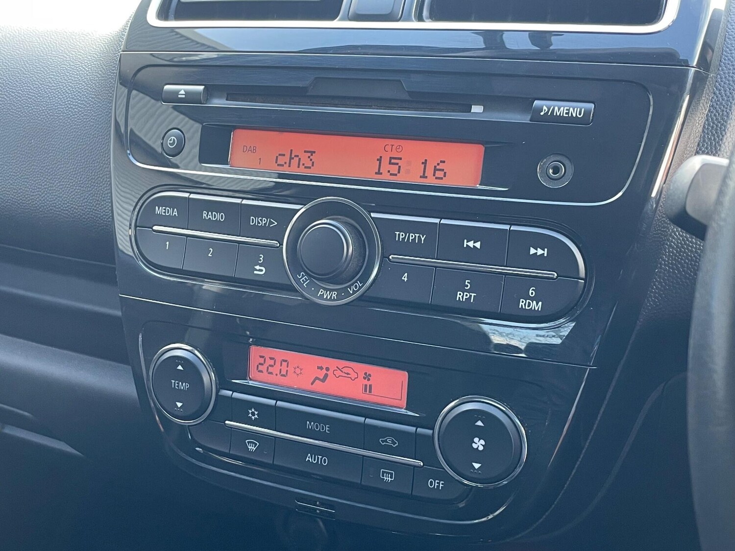 Used Mitsubishi Mirage 2018 for sale - 77625660: Photo 38